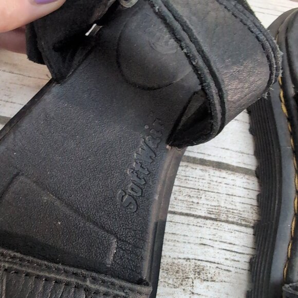 Dr Martens Kyle J Sandals Youth Size 3 - Picture 2 of 5